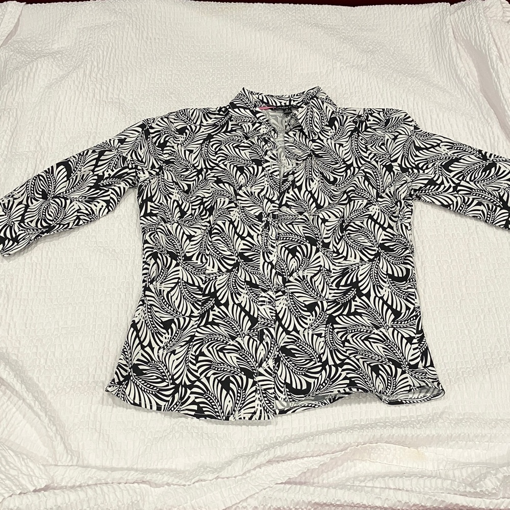 Chadwick’s Black and White Leaf Print Blouse